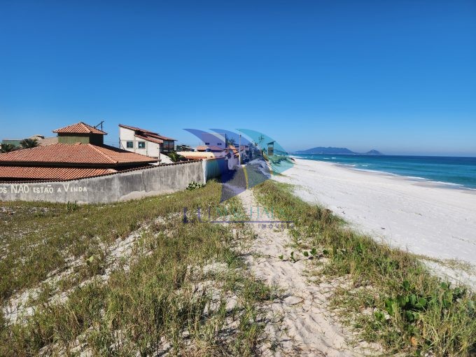COD 974- VENDA- Terreno em frente à Praia- Figueira, Arraial do Cabo – RJ