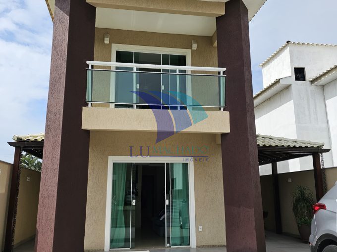 COD 1178- VENDA- Casa Duplex com Churrasqueira no Condomínio Leonor, Cabo Frio