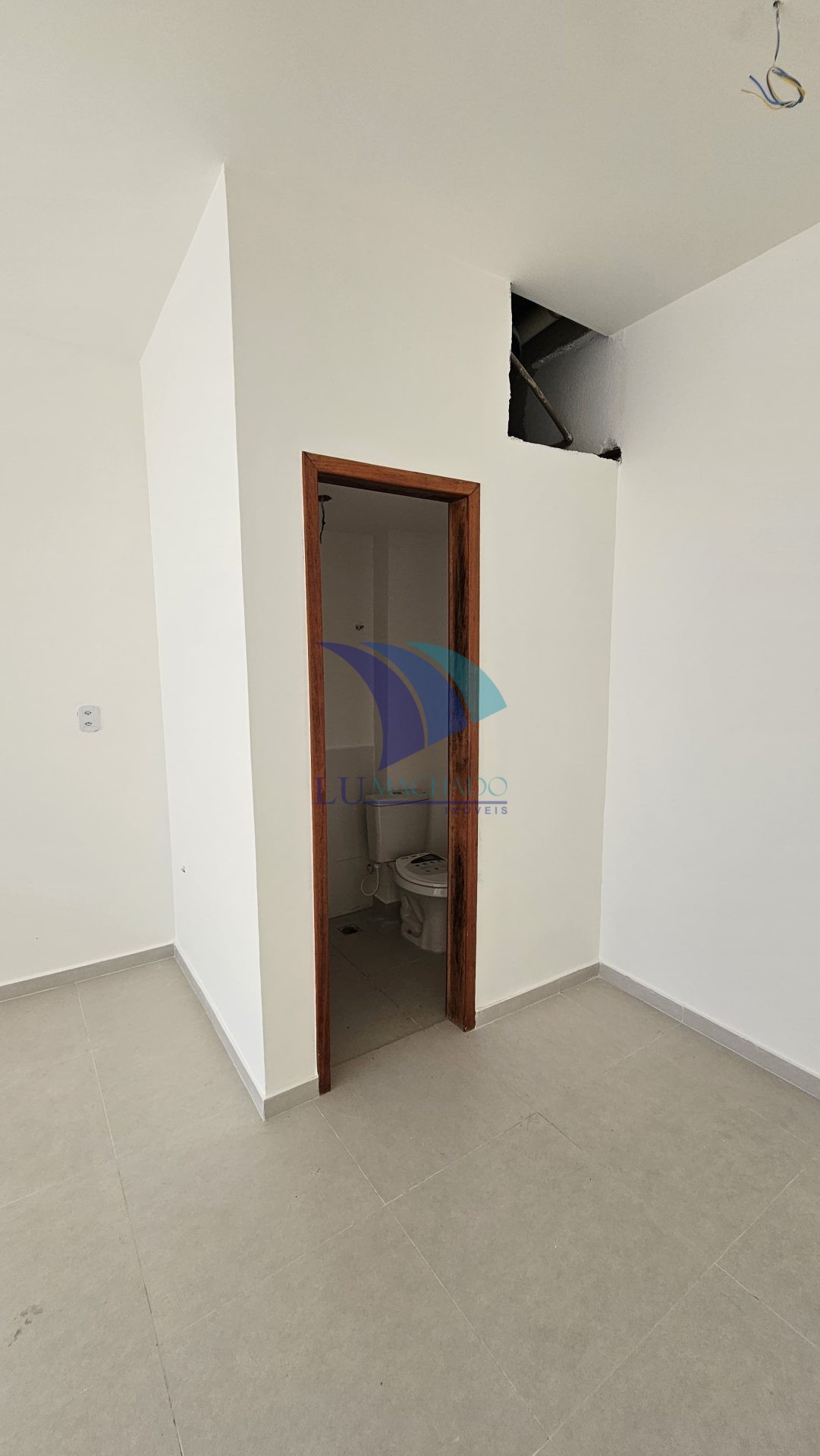 Imóvel Comercial Padrão à venda e aluguel, 27m² - Foto 15