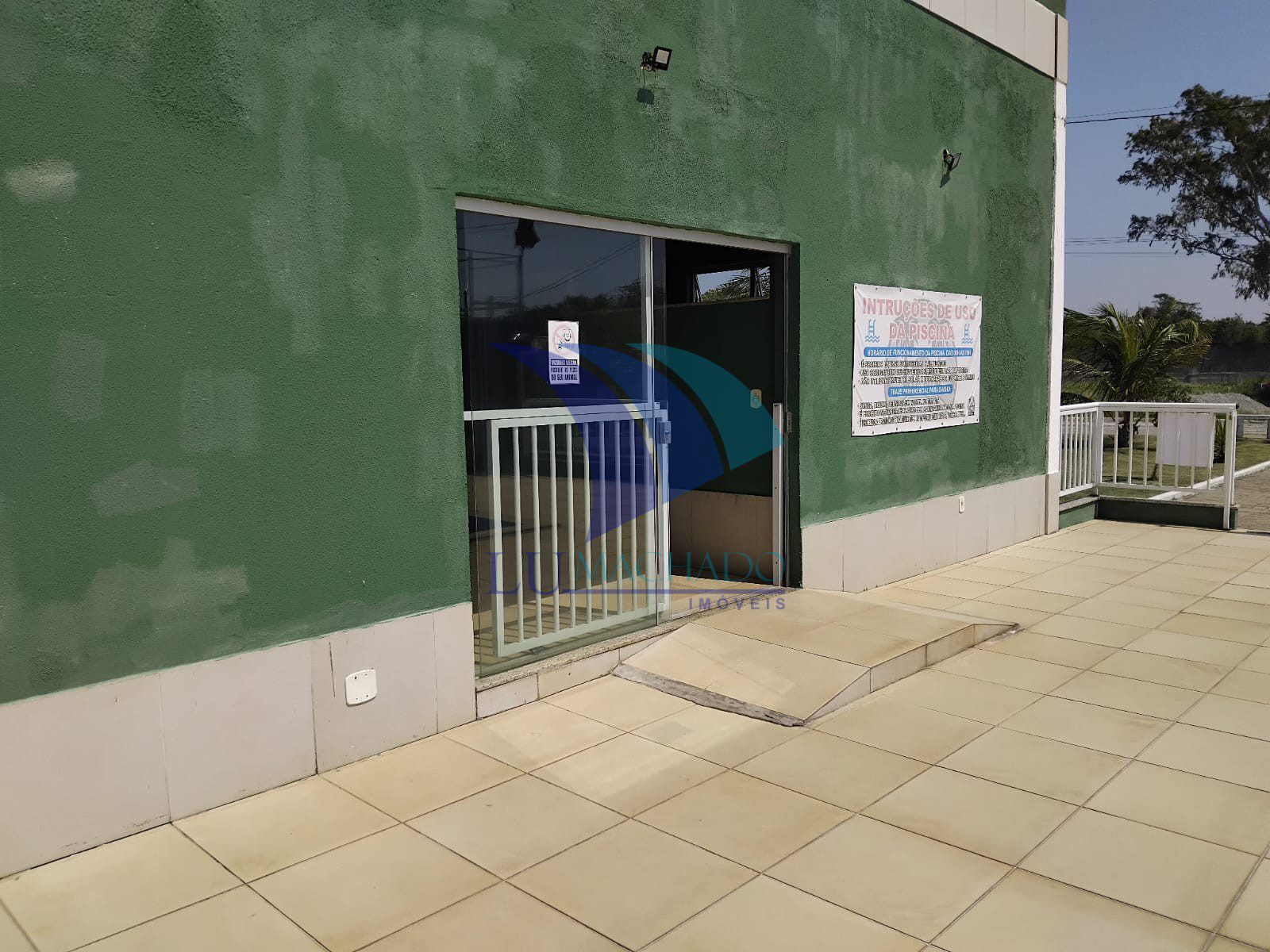 Terreno à venda e aluguel, 360m² - Foto 1