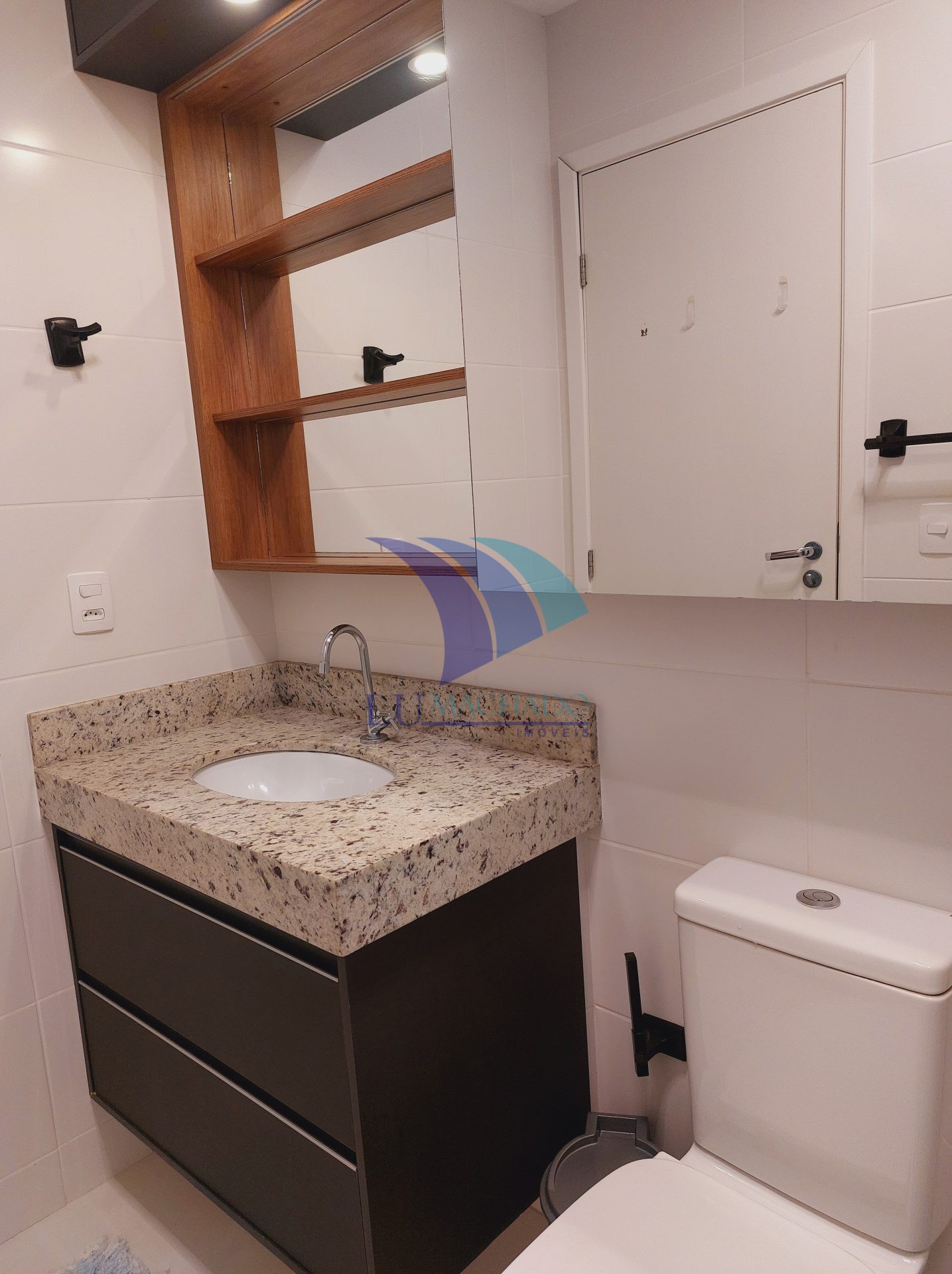 Apartamento à venda e aluguel com 1 quarto, 50m² - Foto 17