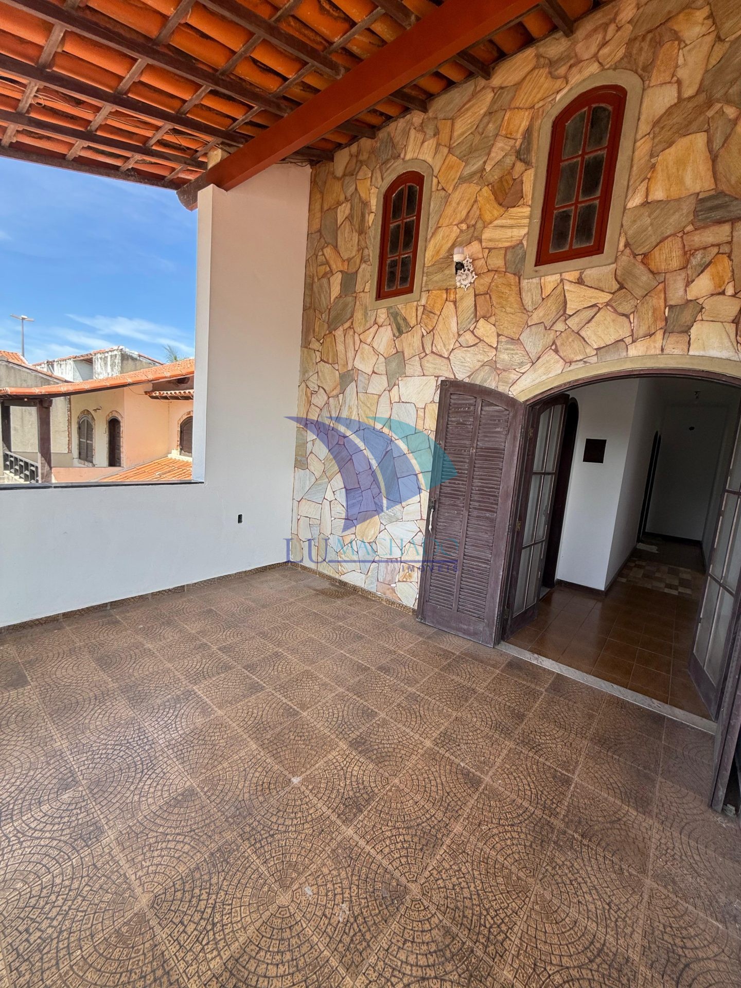 Casa à venda e aluguel com 6 quartos, 350m² - Foto 28