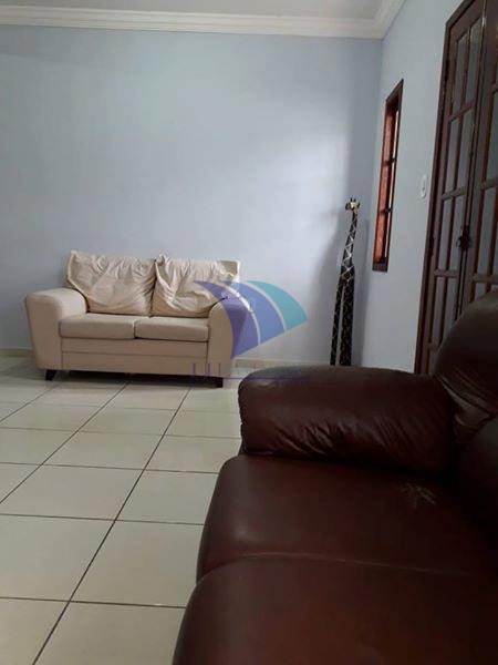 Casa à venda e aluguel com 5 quartos, 180m² - Foto 22