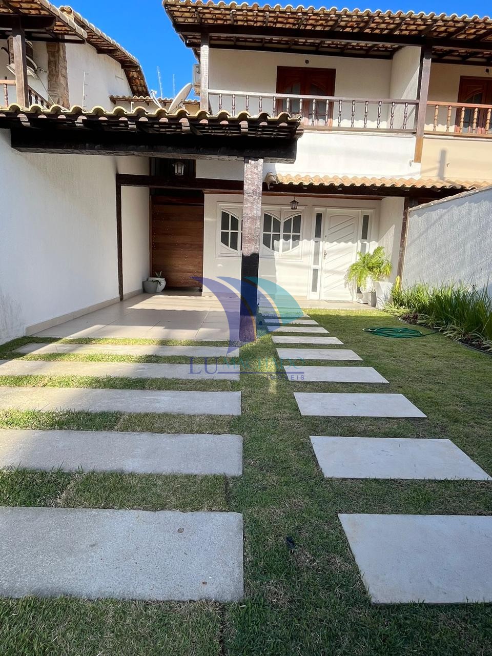 Casa à venda e aluguel com 3 quartos, 190m² - Foto 9