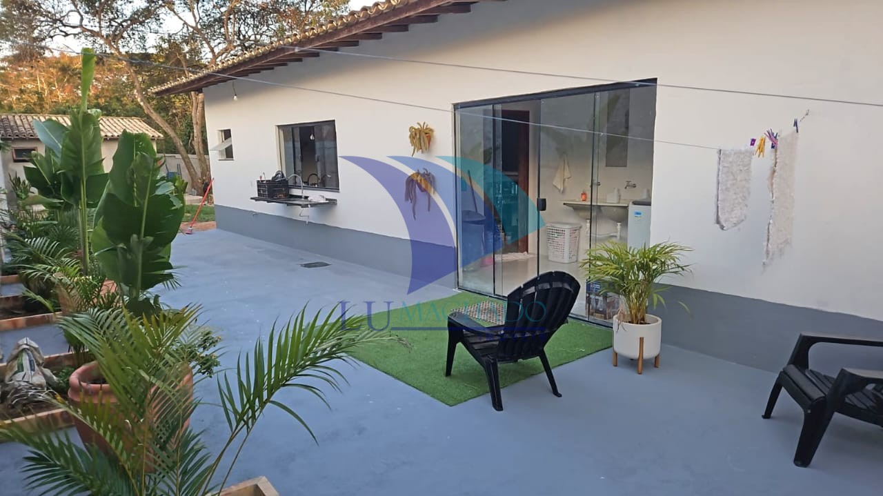 Casa à venda e aluguel com 3 quartos, 170m² - Foto 2