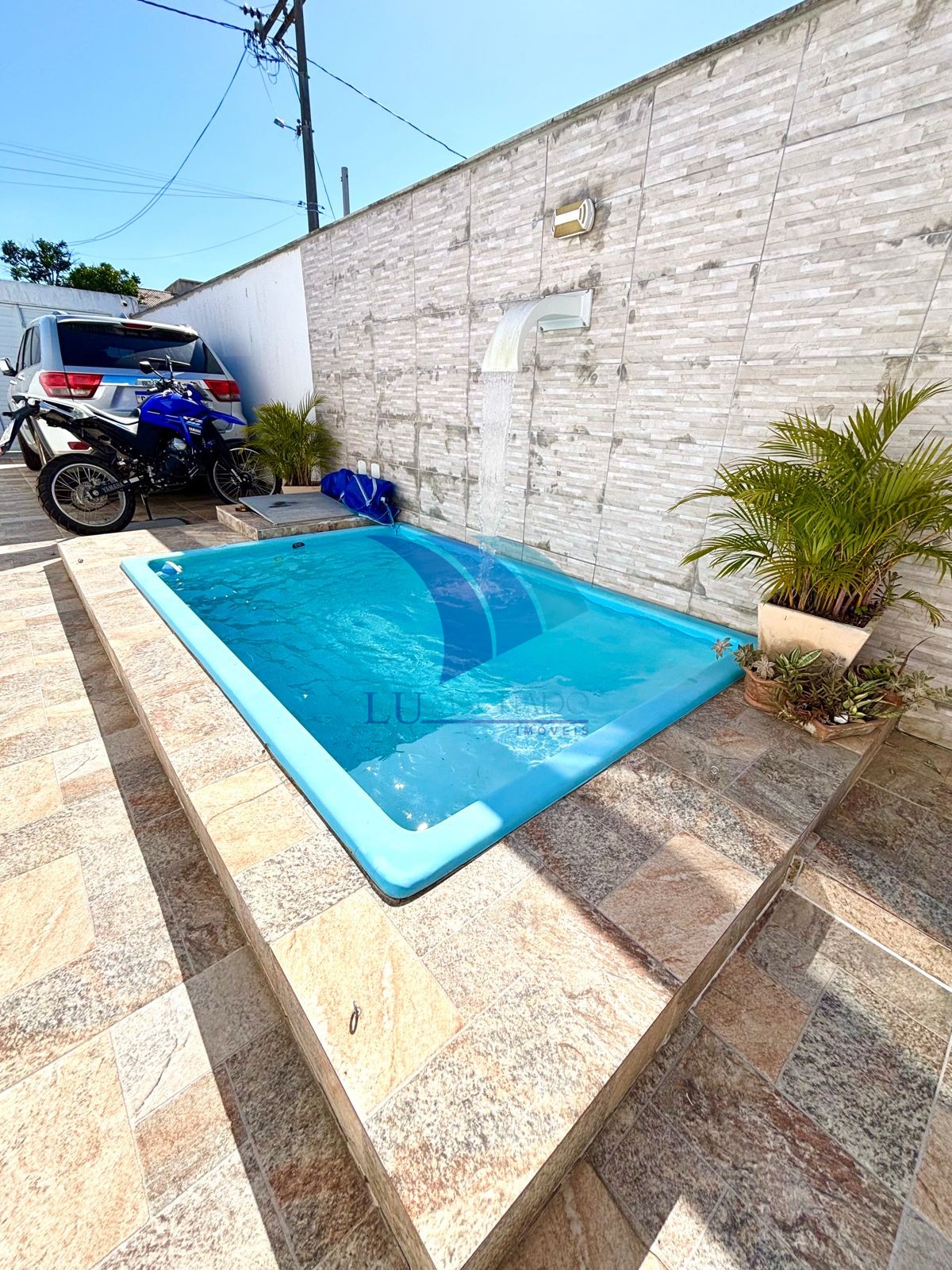 Casa à venda e aluguel com 2 quartos, 72m² - Foto 3