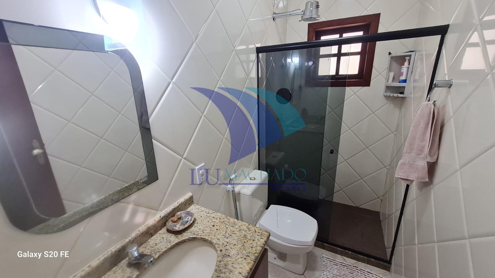 Casa à venda e aluguel com 3 quartos, 158m² - Foto 4