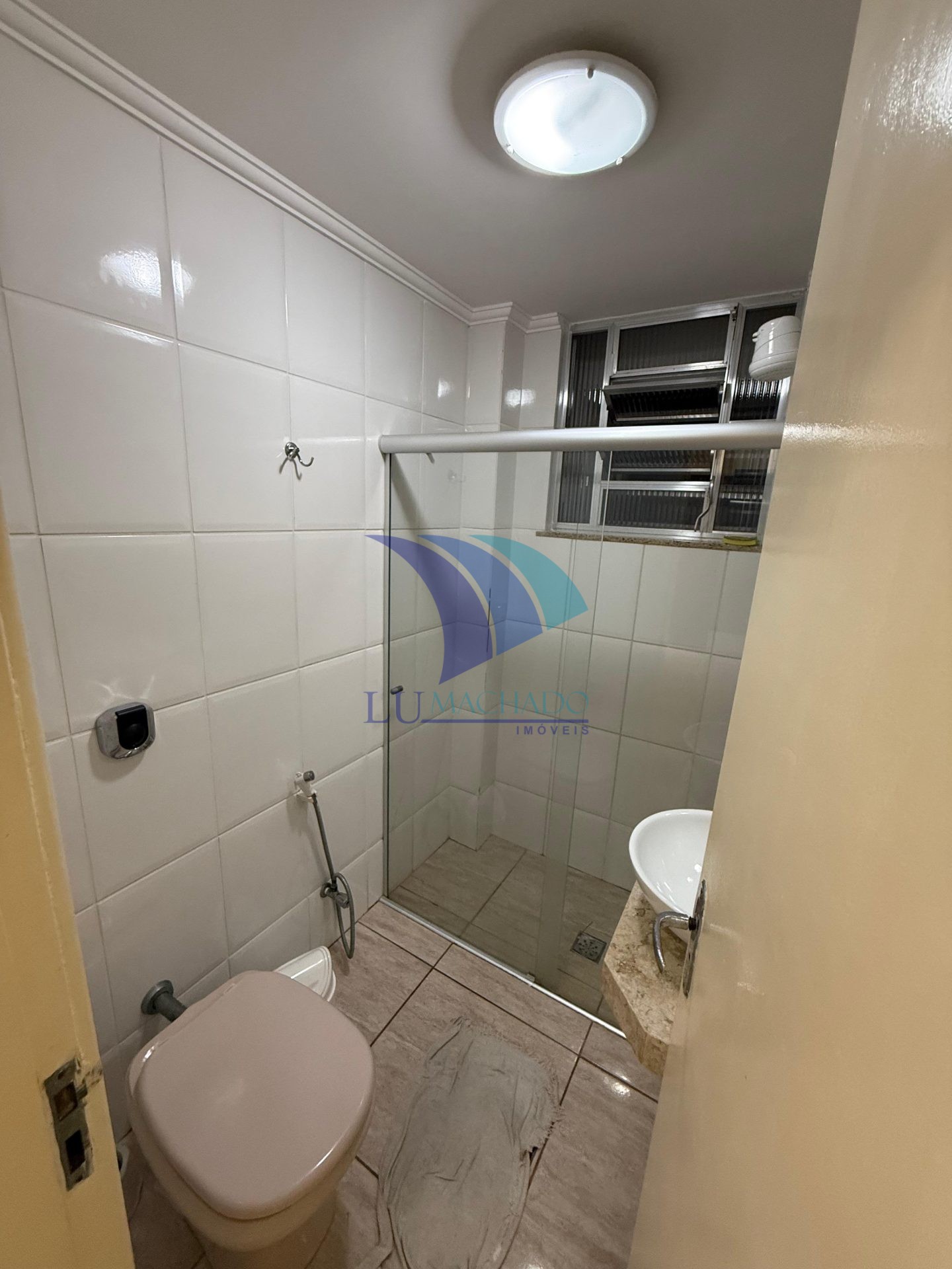 Apartamento à venda e aluguel com 2 quartos, 70m² - Foto 10