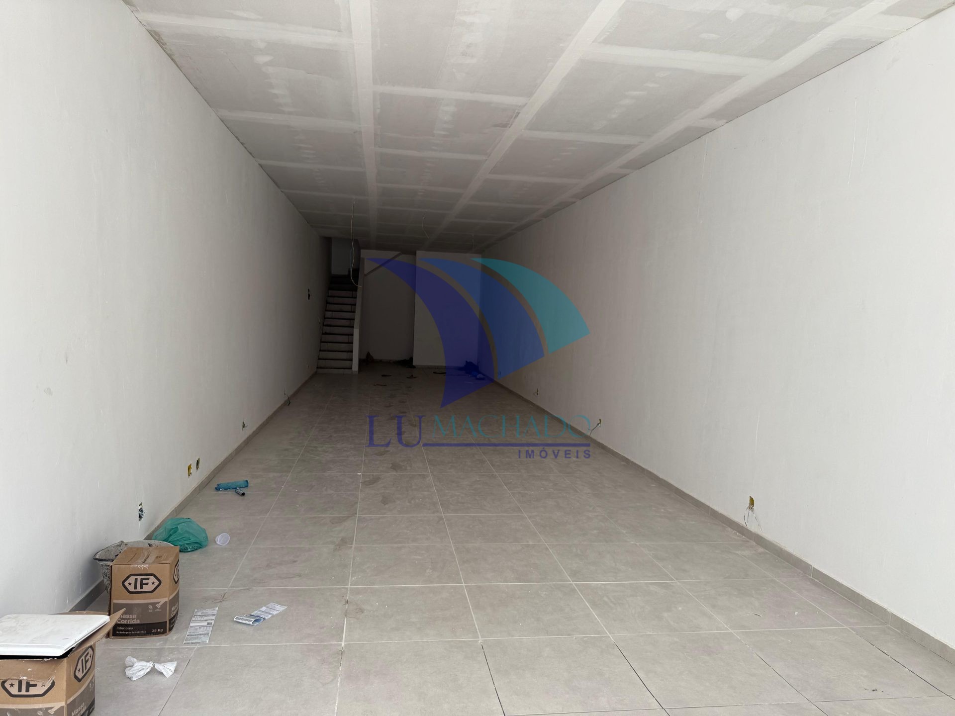 Imóvel Comercial Padrão à venda e aluguel, 180m² - Foto 3