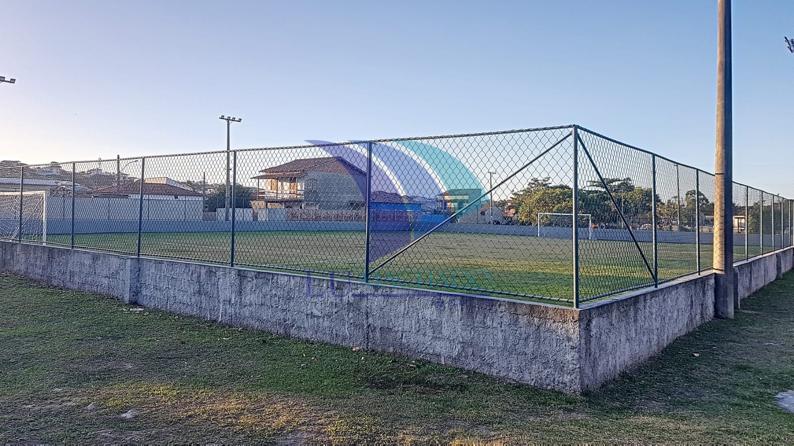 Terreno à venda e aluguel, 300m² - Foto 8