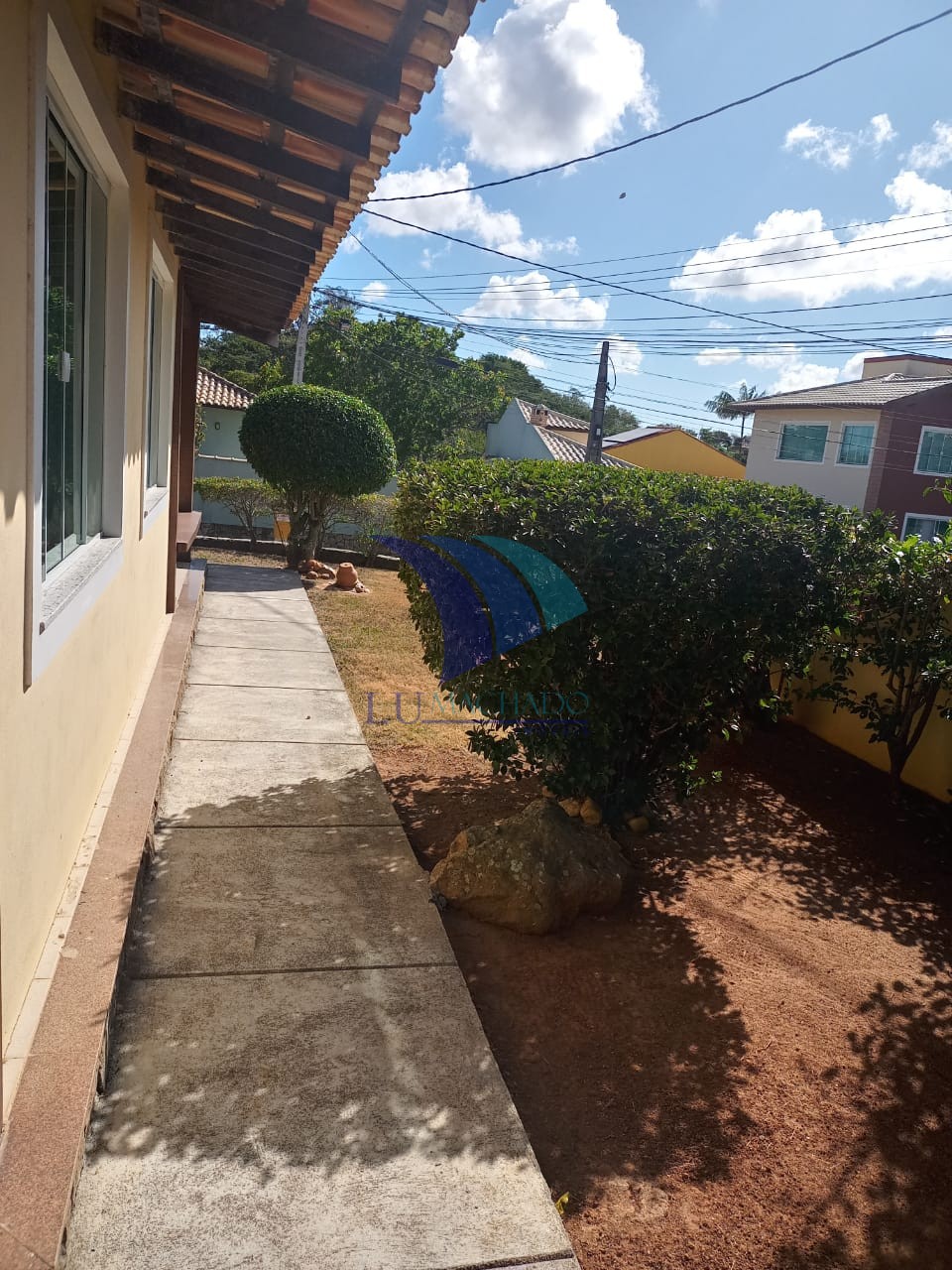 Casa à venda e aluguel com 3 quartos, 150m² - Foto 10