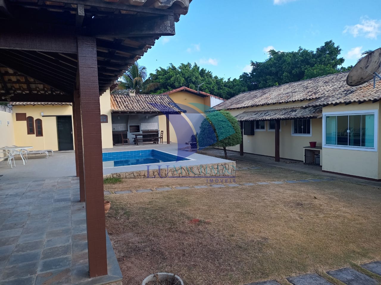 Casa à venda e aluguel com 3 quartos, 150m² - Foto 12
