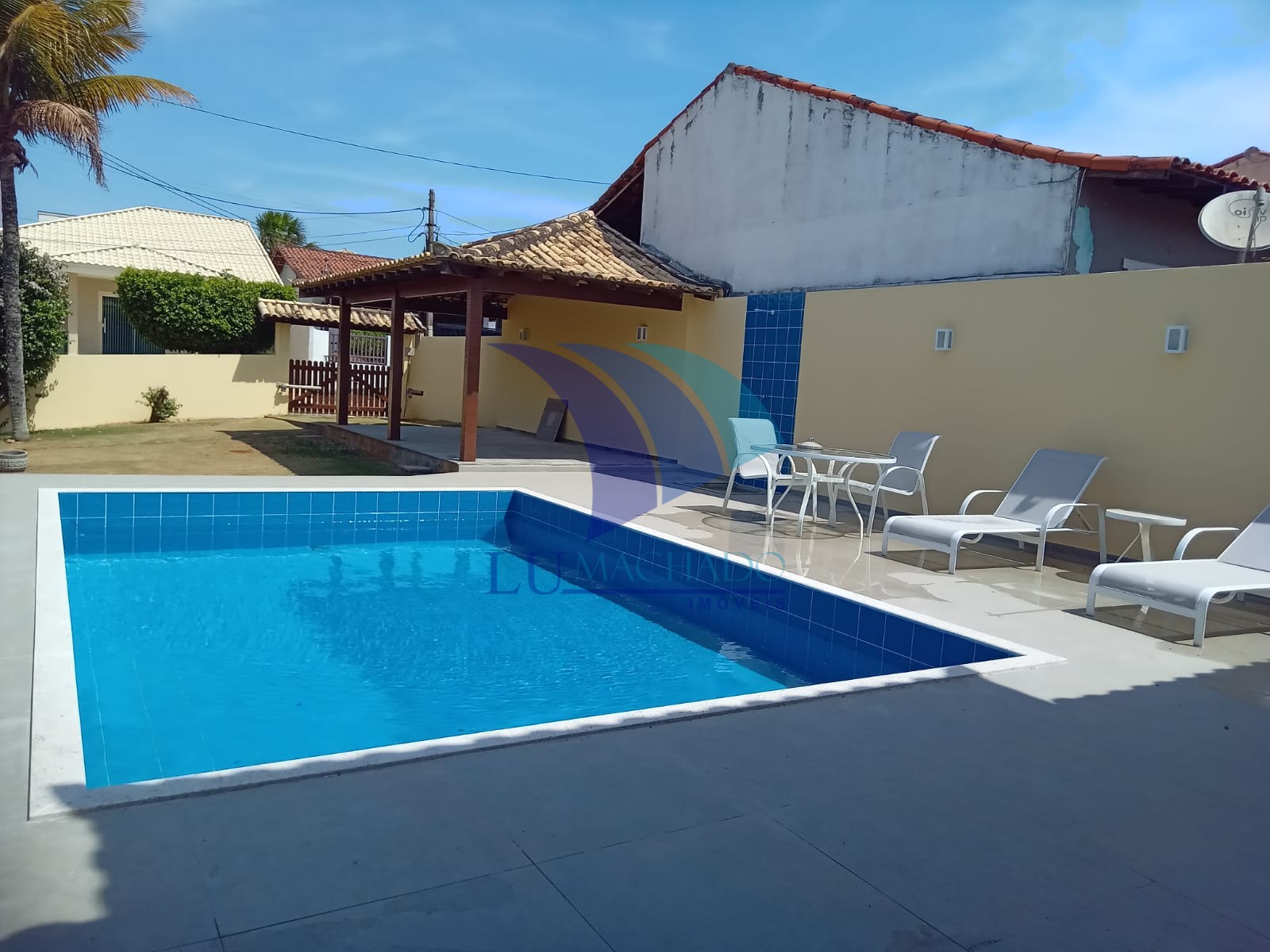 Casa à venda e aluguel com 3 quartos, 150m² - Foto 13