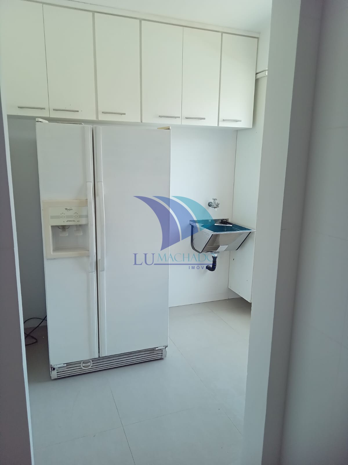 Casa à venda e aluguel com 3 quartos, 150m² - Foto 6
