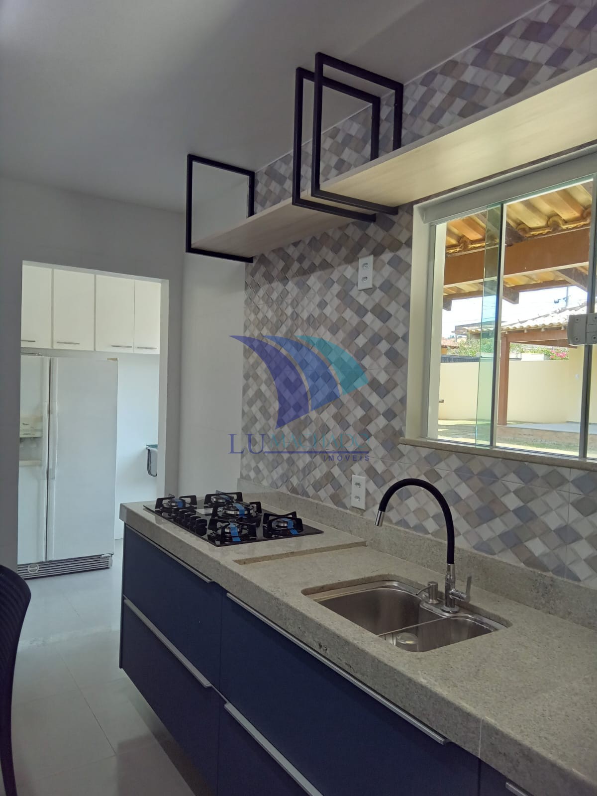Casa à venda e aluguel com 3 quartos, 150m² - Foto 42