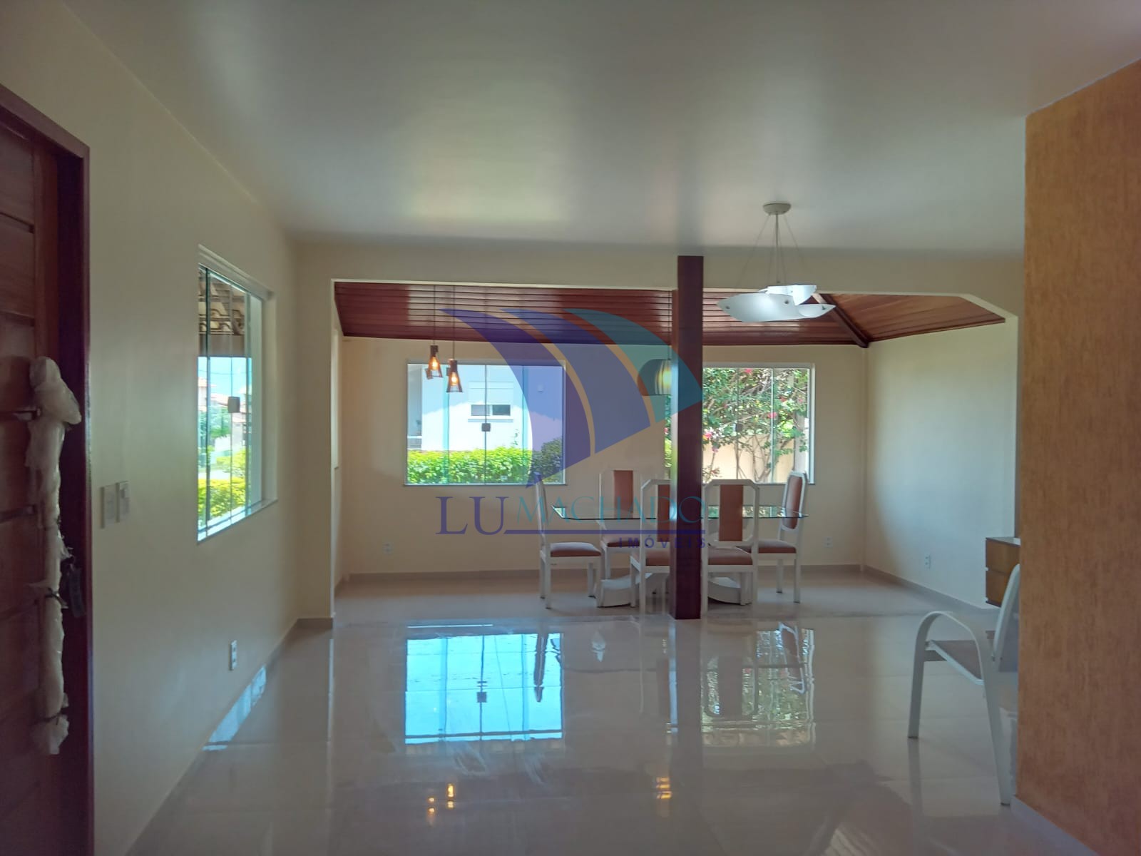 Casa à venda e aluguel com 3 quartos, 150m² - Foto 44