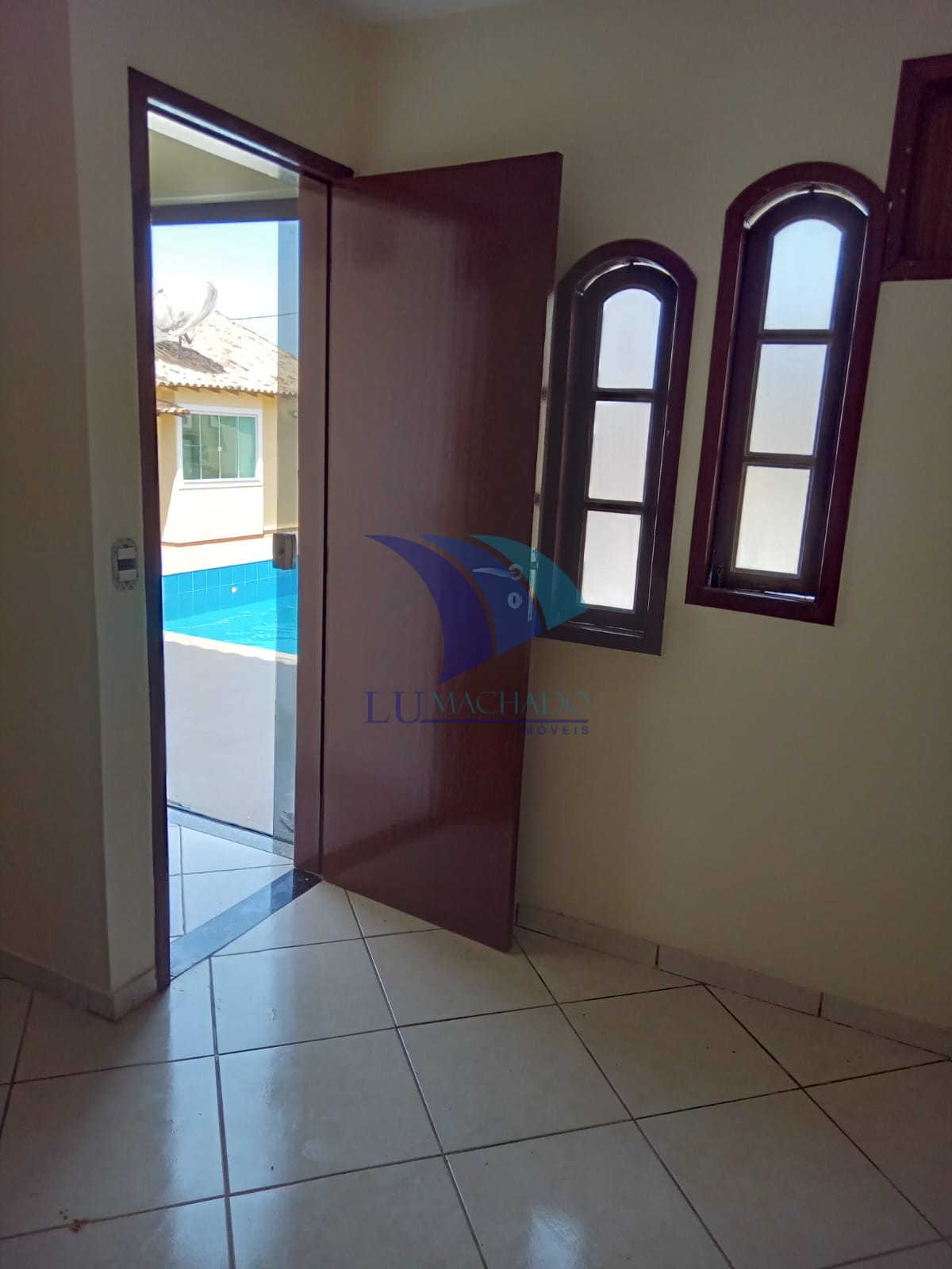 Casa à venda e aluguel com 3 quartos, 150m² - Foto 15