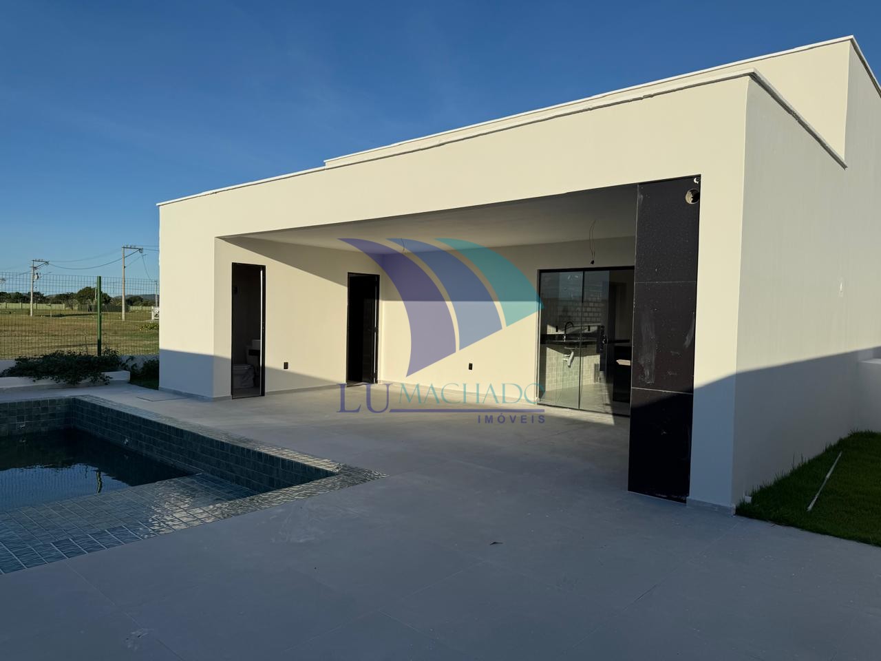 Casa à venda e aluguel com 3 quartos, 196m² - Foto 34