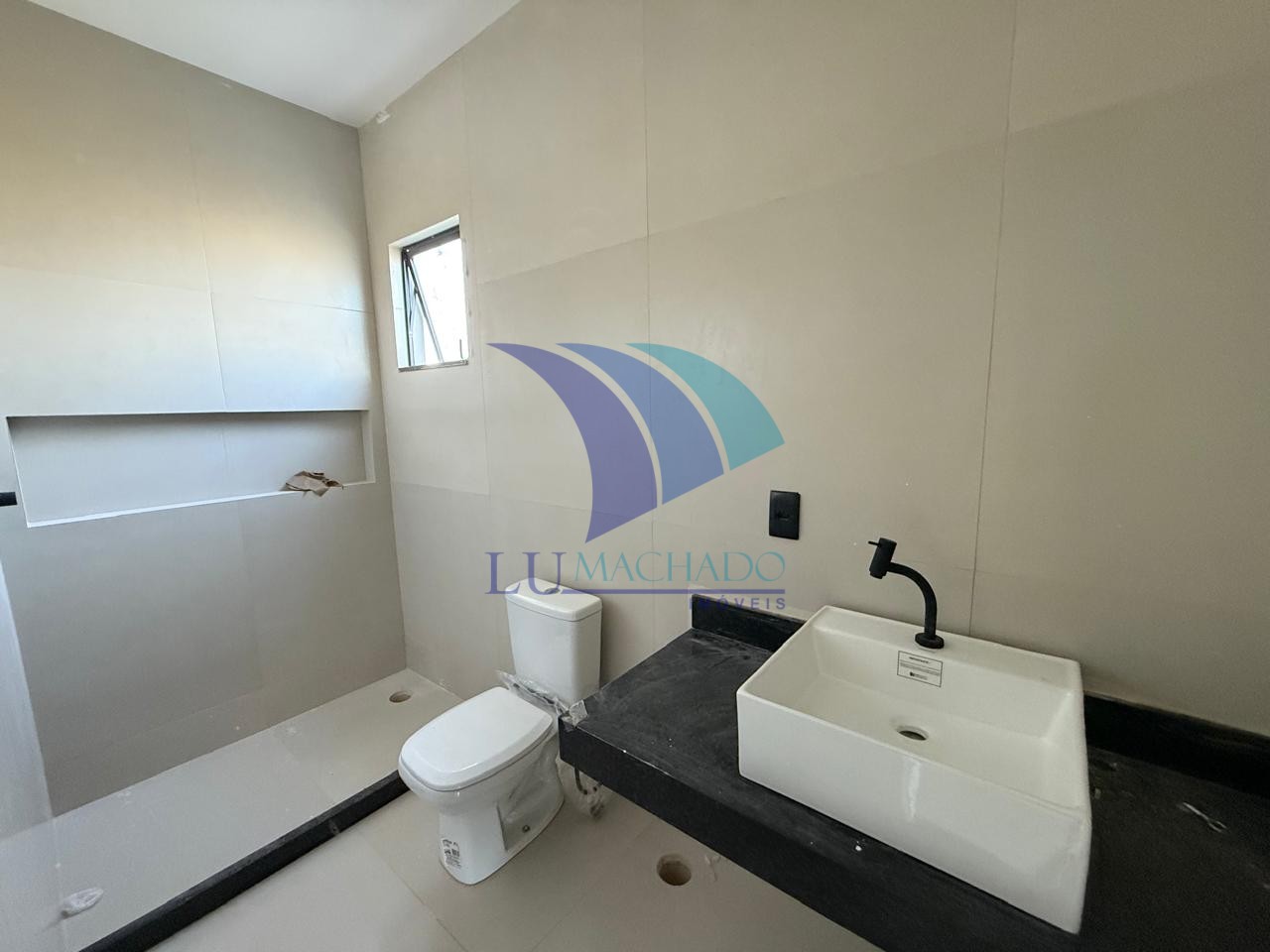Casa à venda e aluguel com 3 quartos, 196m² - Foto 22