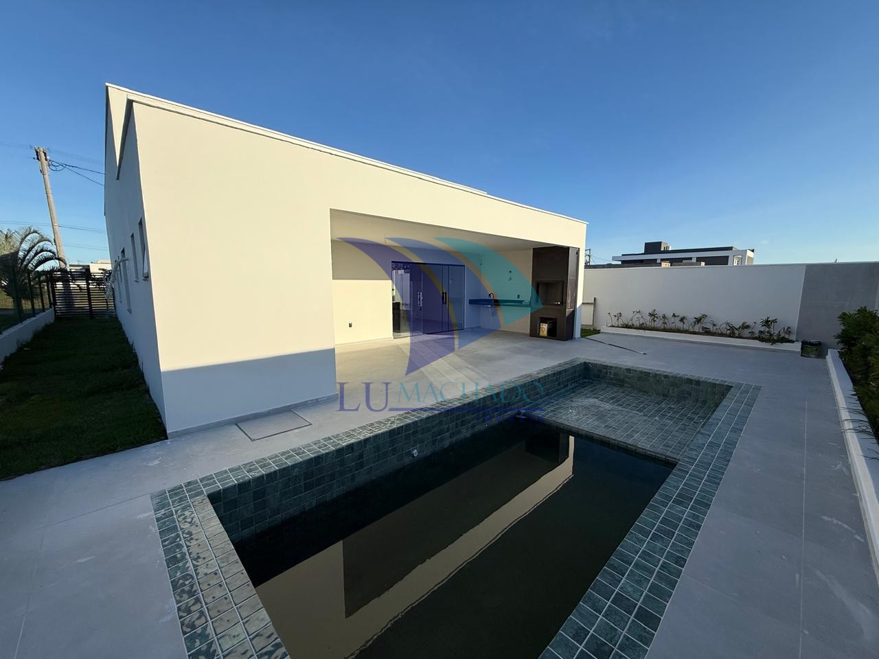 Casa à venda e aluguel com 3 quartos, 196m² - Foto 28