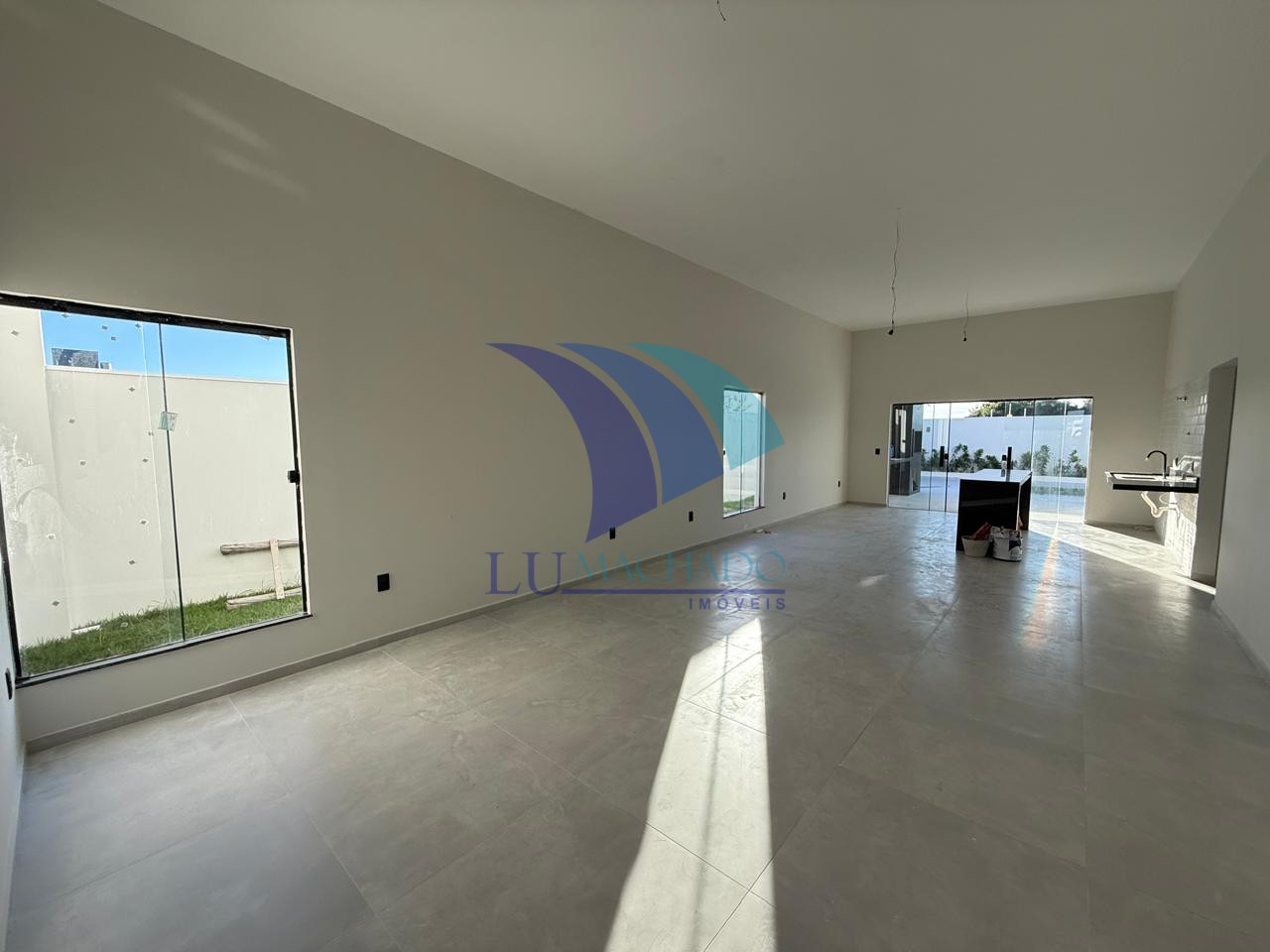 Casa à venda e aluguel com 3 quartos, 196m² - Foto 9