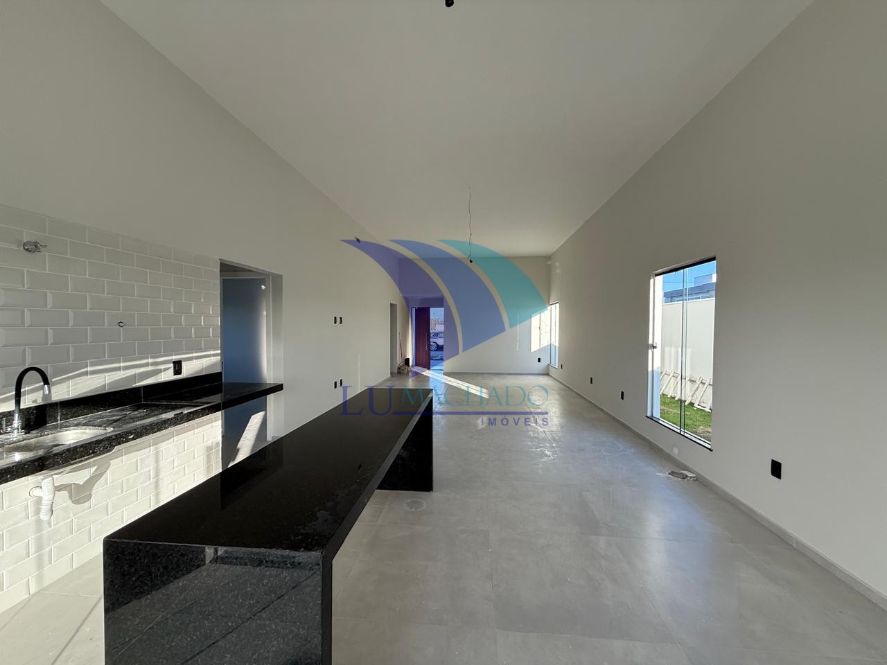 Casa à venda e aluguel com 3 quartos, 196m² - Foto 11