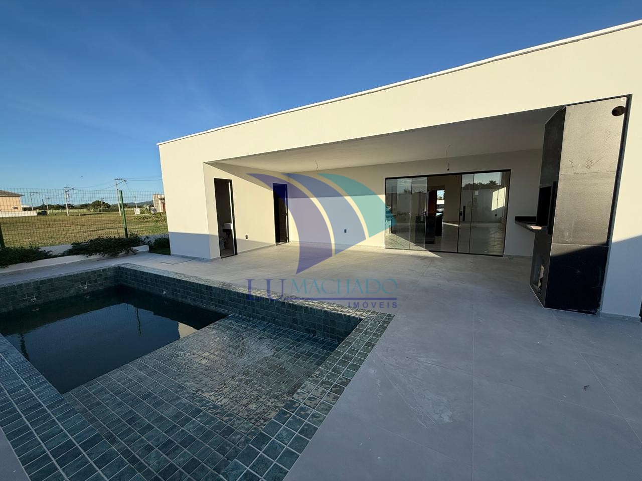 Casa à venda e aluguel com 3 quartos, 196m² - Foto 33