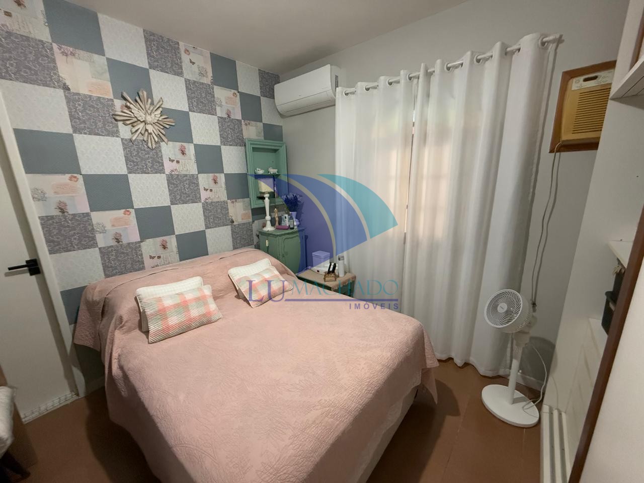 Casa à venda e aluguel com 5 quartos, 250m² - Foto 23