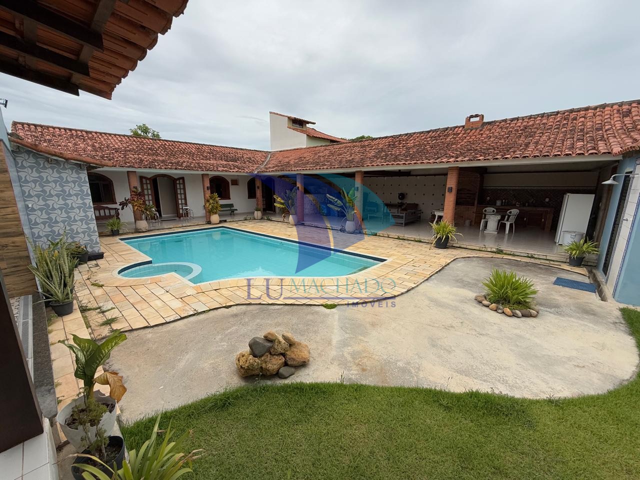Casa à venda e aluguel com 5 quartos, 250m² - Foto 38