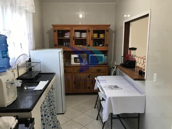 Casa à venda e aluguel com 4 quartos, 95m² - Foto 9