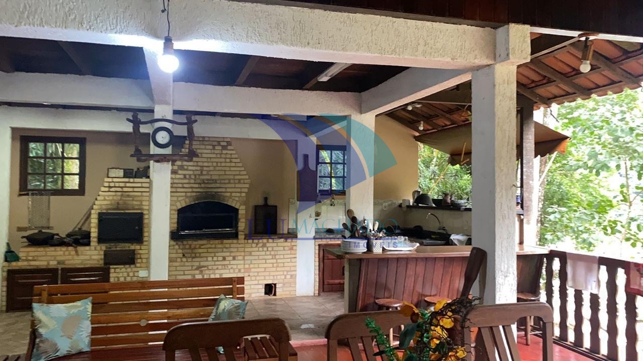 Casa à venda com 4 quartos, 240m² - Foto 21
