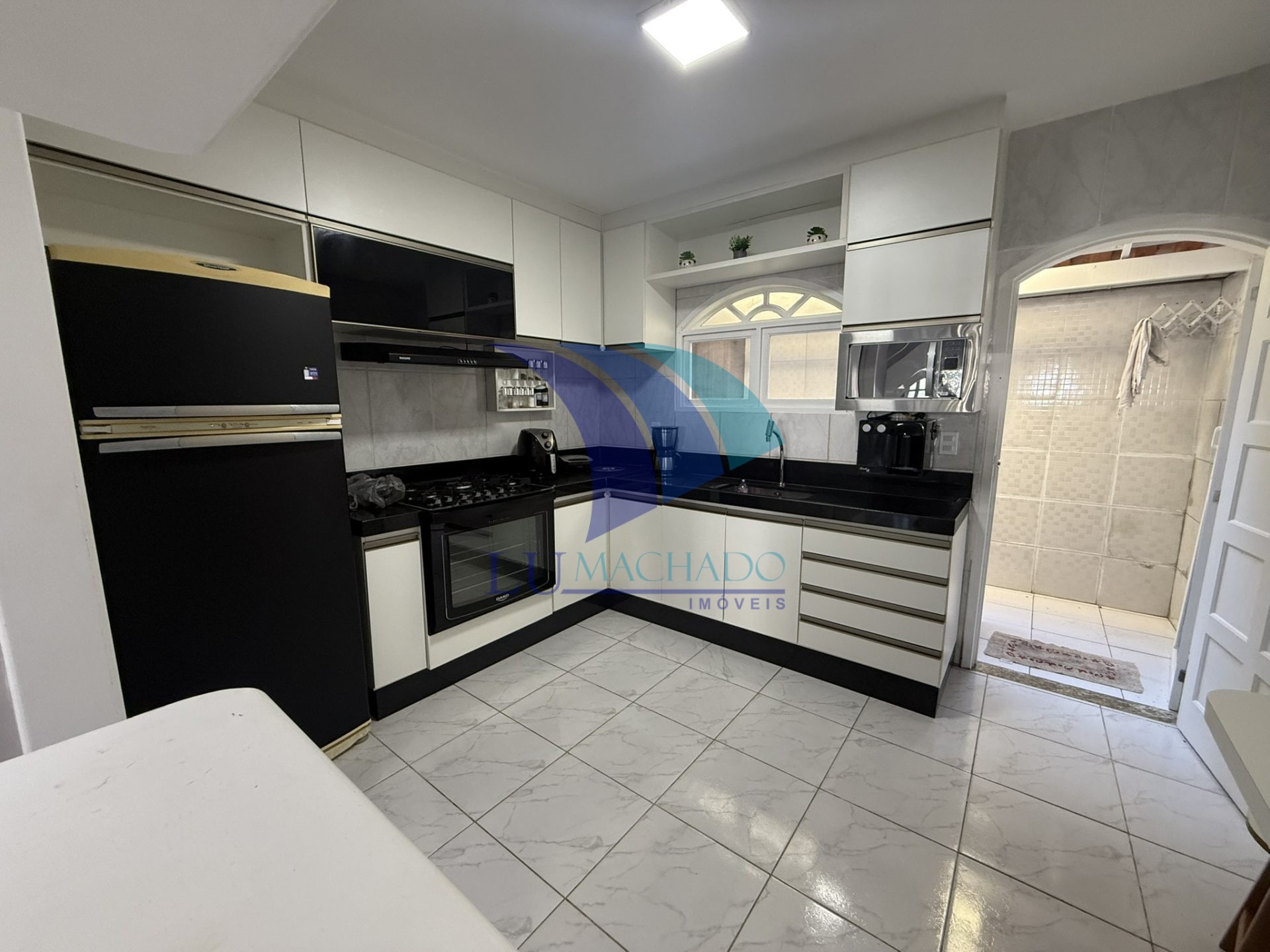 Casa à venda e aluguel com 2 quartos, 92m² - Foto 24