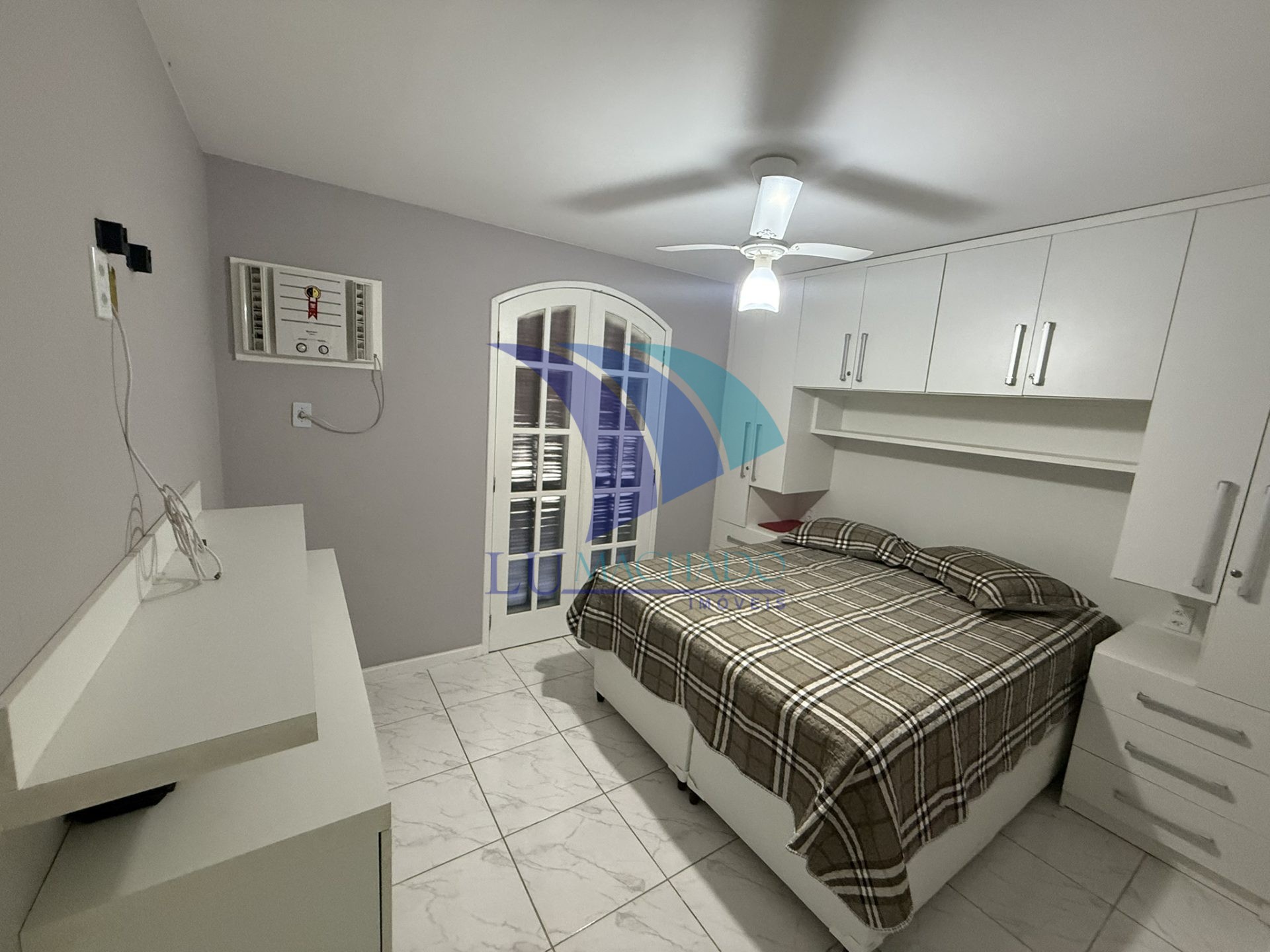 Casa à venda e aluguel com 2 quartos, 92m² - Foto 10