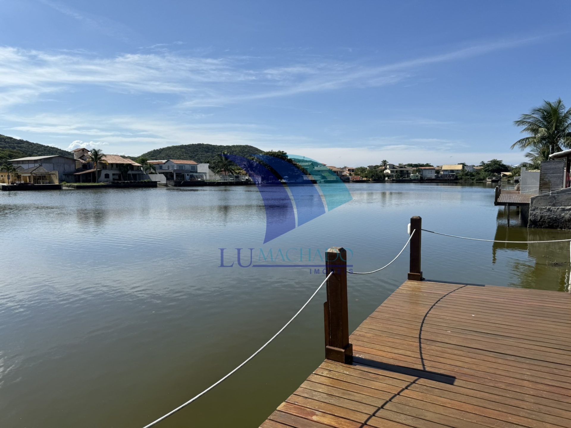 Casa à venda e aluguel com 2 quartos, 92m² - Foto 3