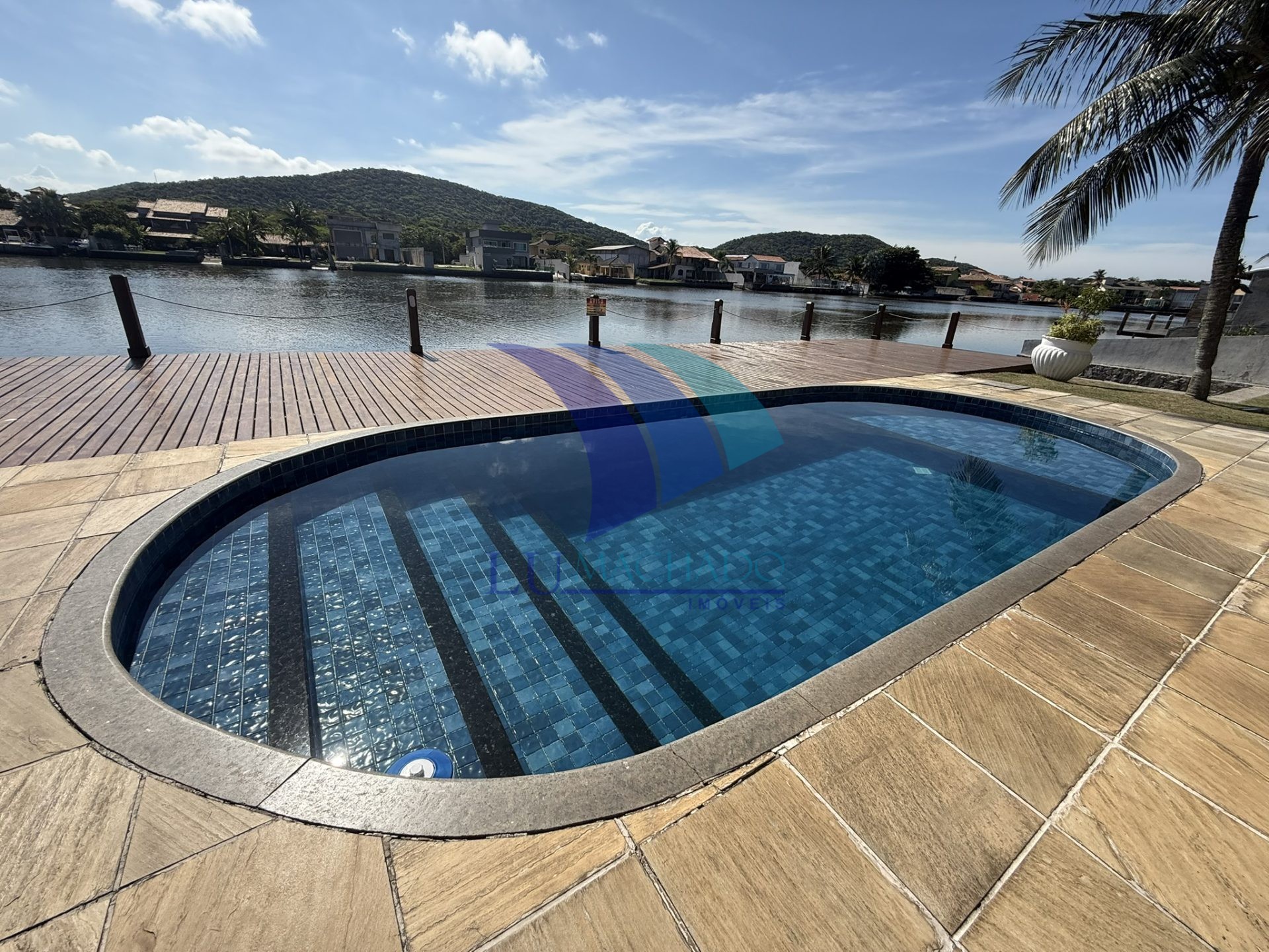 Casa à venda e aluguel com 2 quartos, 92m² - Foto 37