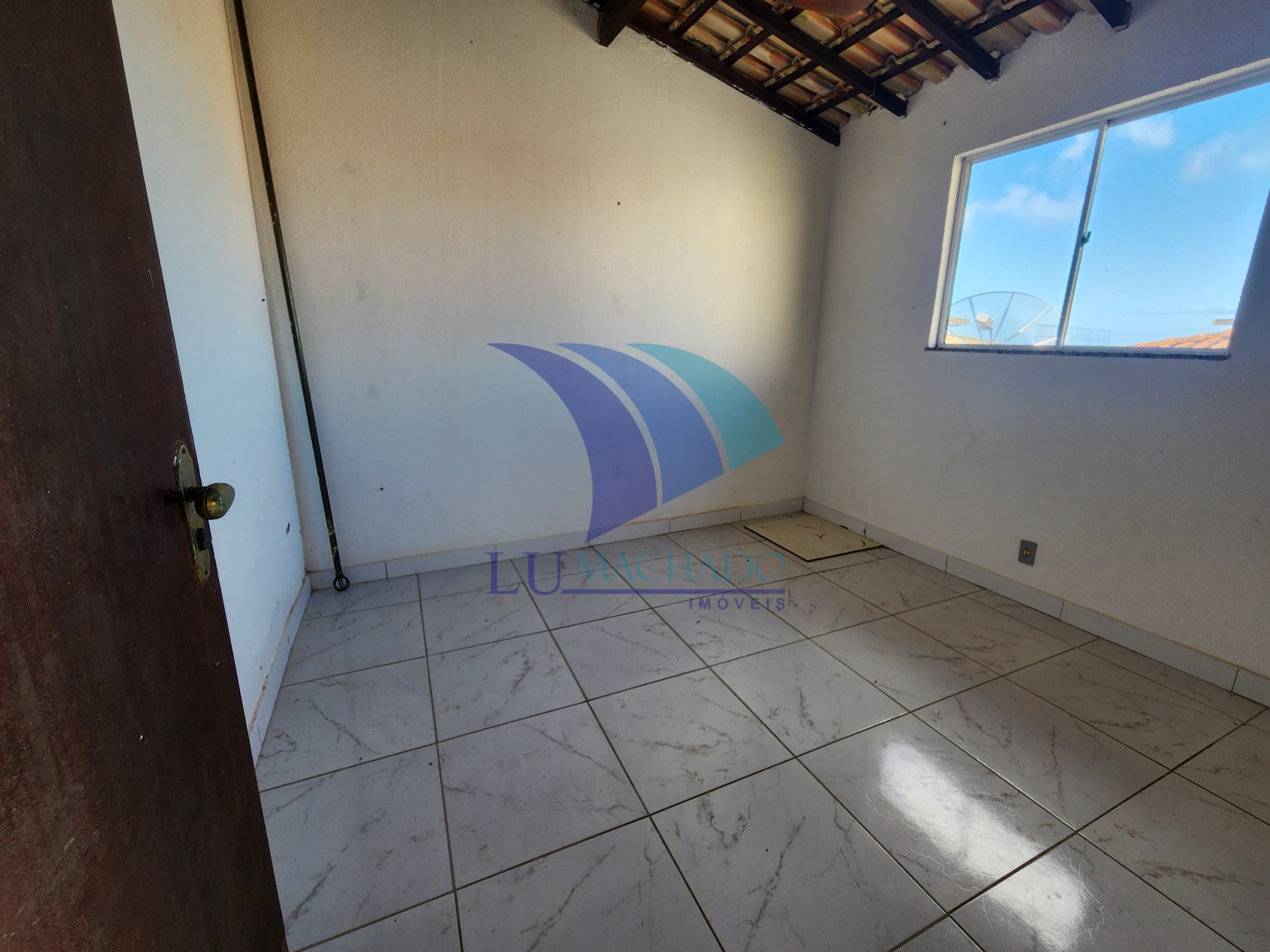 Casa à venda e aluguel com 3 quartos, 80m² - Foto 27