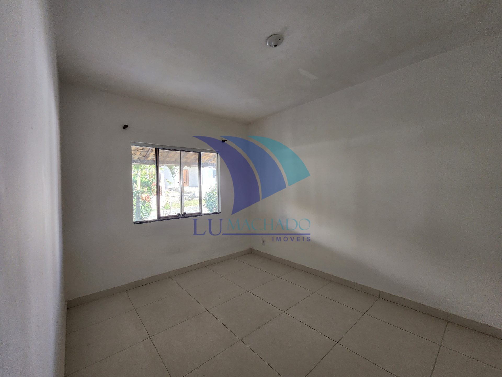 Casa à venda e aluguel com 3 quartos, 80m² - Foto 13