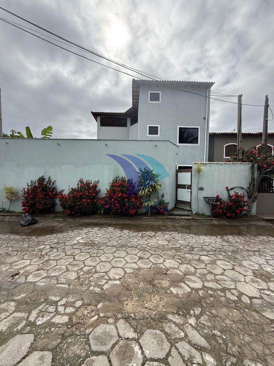 Casa à venda e aluguel com 5 quartos, 243m² - Foto 2