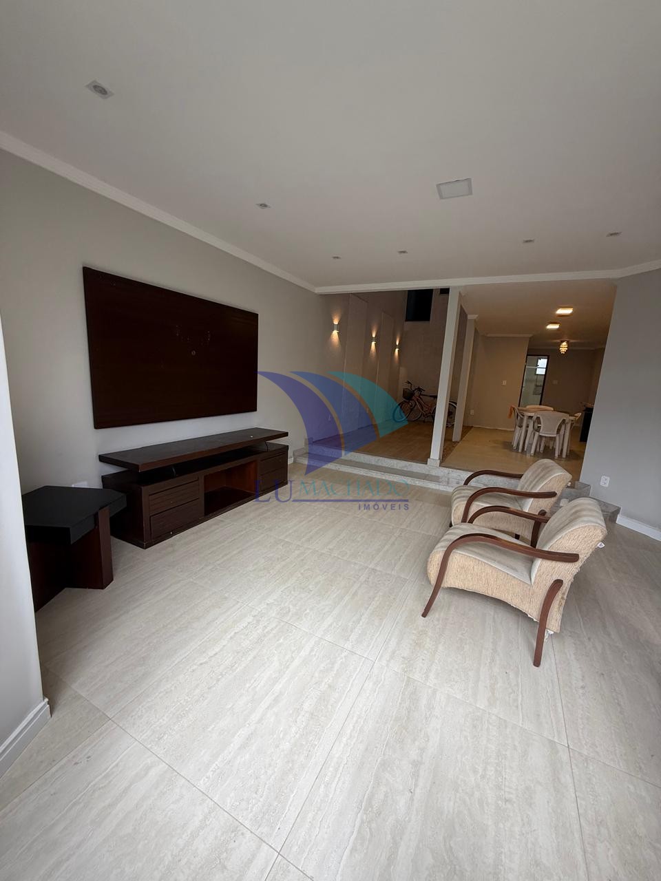 Casa à venda e aluguel com 5 quartos, 243m² - Foto 44