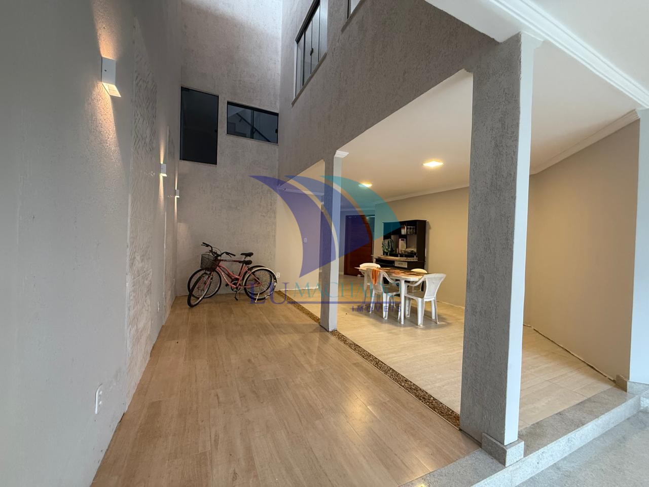 Casa à venda e aluguel com 5 quartos, 243m² - Foto 17