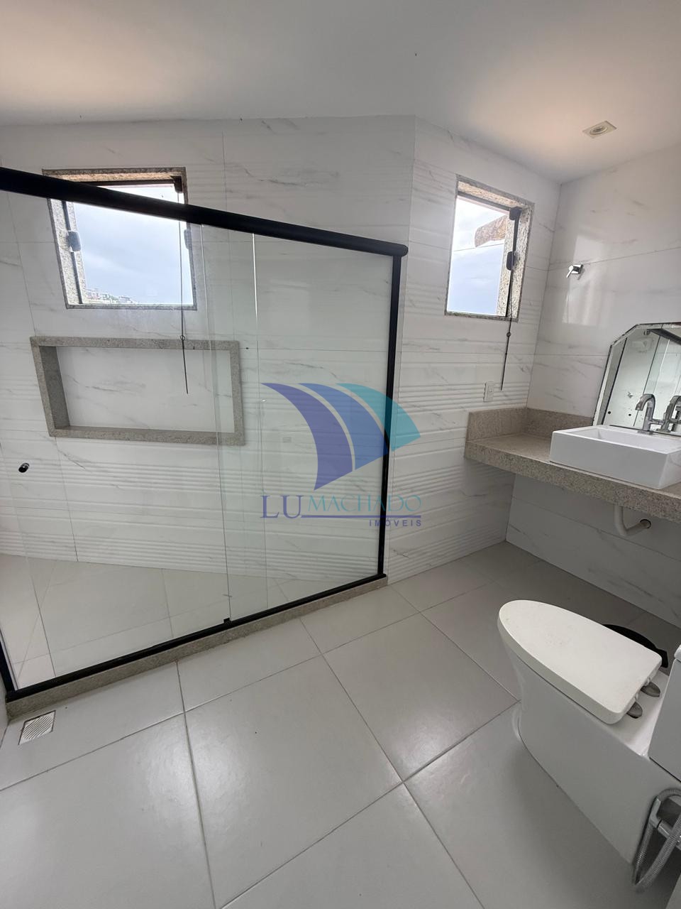 Casa à venda e aluguel com 5 quartos, 243m² - Foto 28