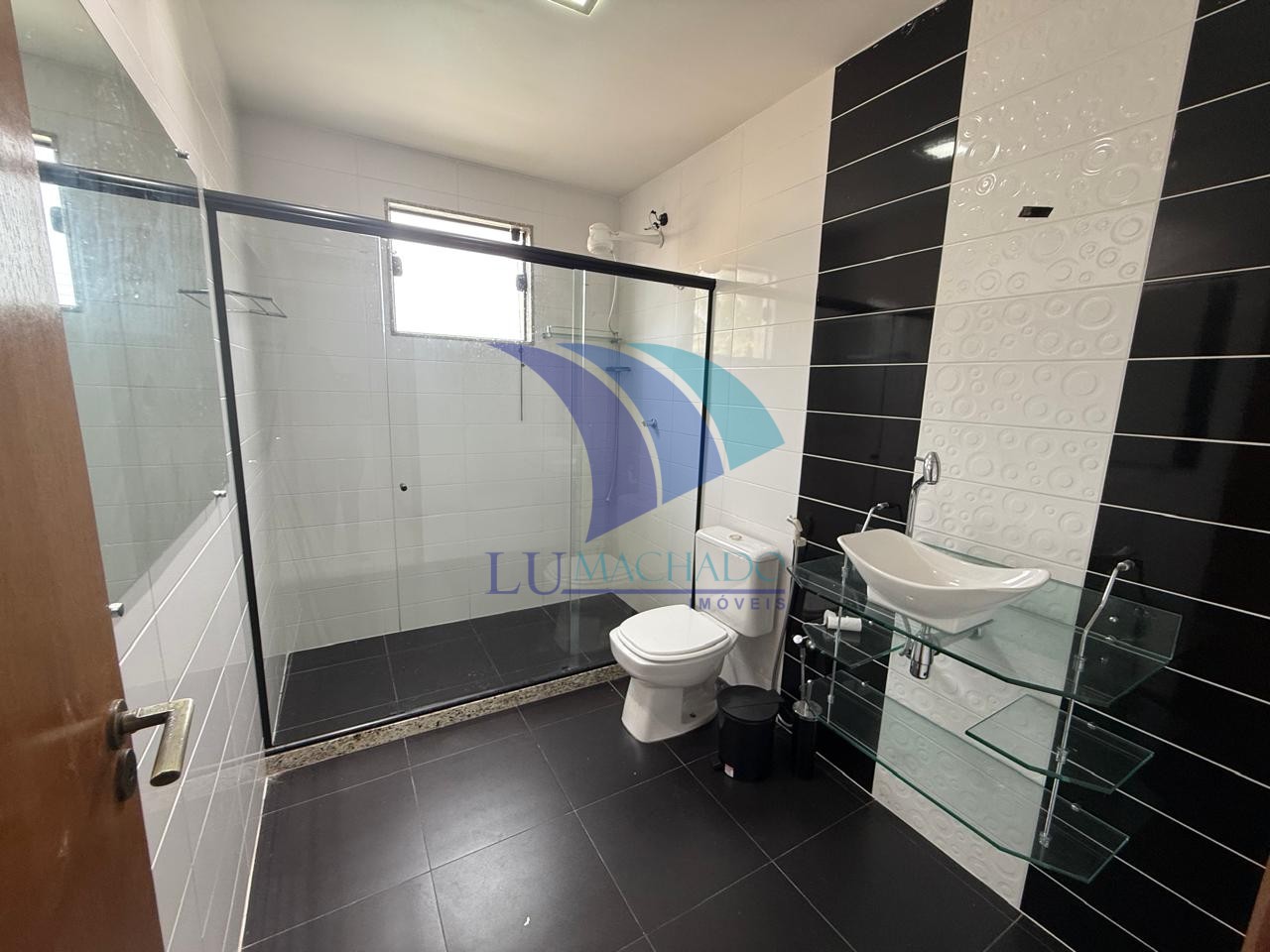 Casa à venda e aluguel com 5 quartos, 243m² - Foto 20