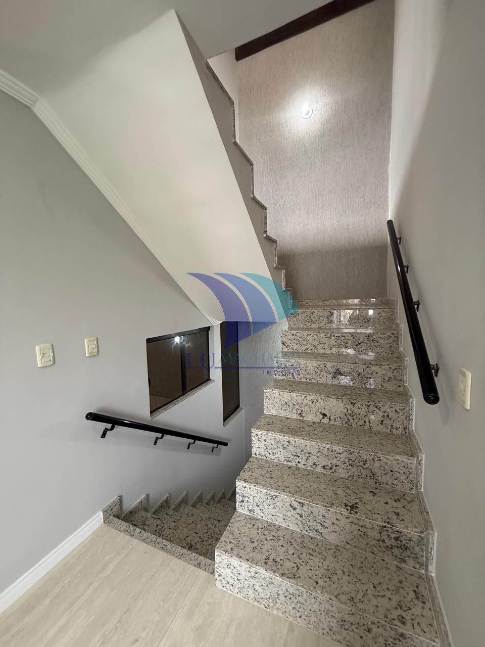 Casa à venda e aluguel com 5 quartos, 243m² - Foto 26