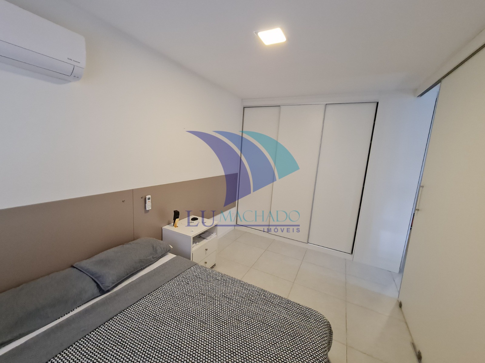 Apartamento à venda e aluguel com 1 quarto, 59m² - Foto 14