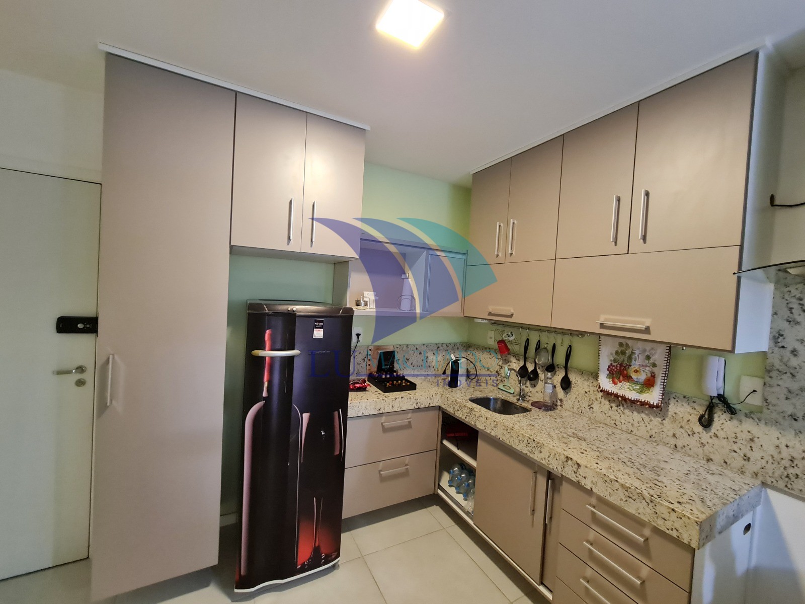 Apartamento à venda e aluguel com 1 quarto, 59m² - Foto 2