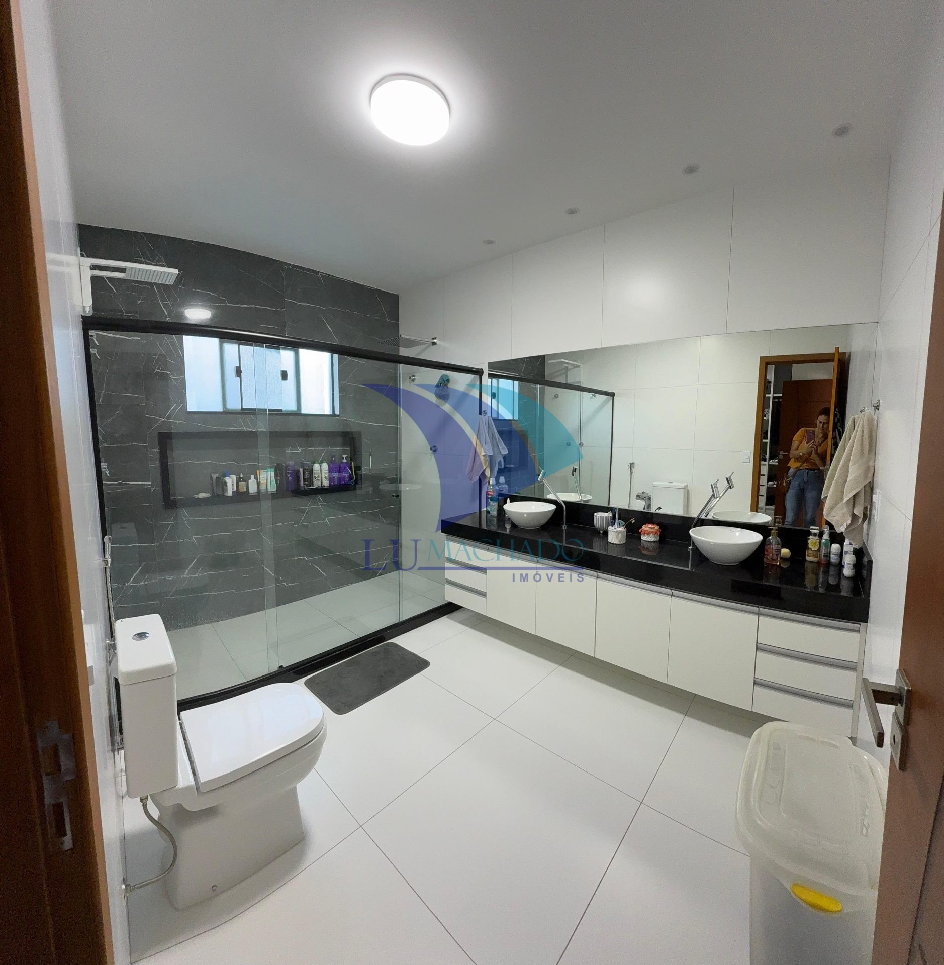 Casa à venda e aluguel com 4 quartos, 242m² - Foto 14