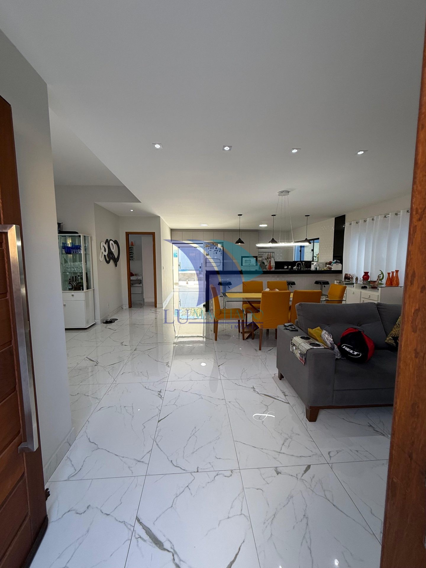 Casa à venda e aluguel com 4 quartos, 242m² - Foto 25
