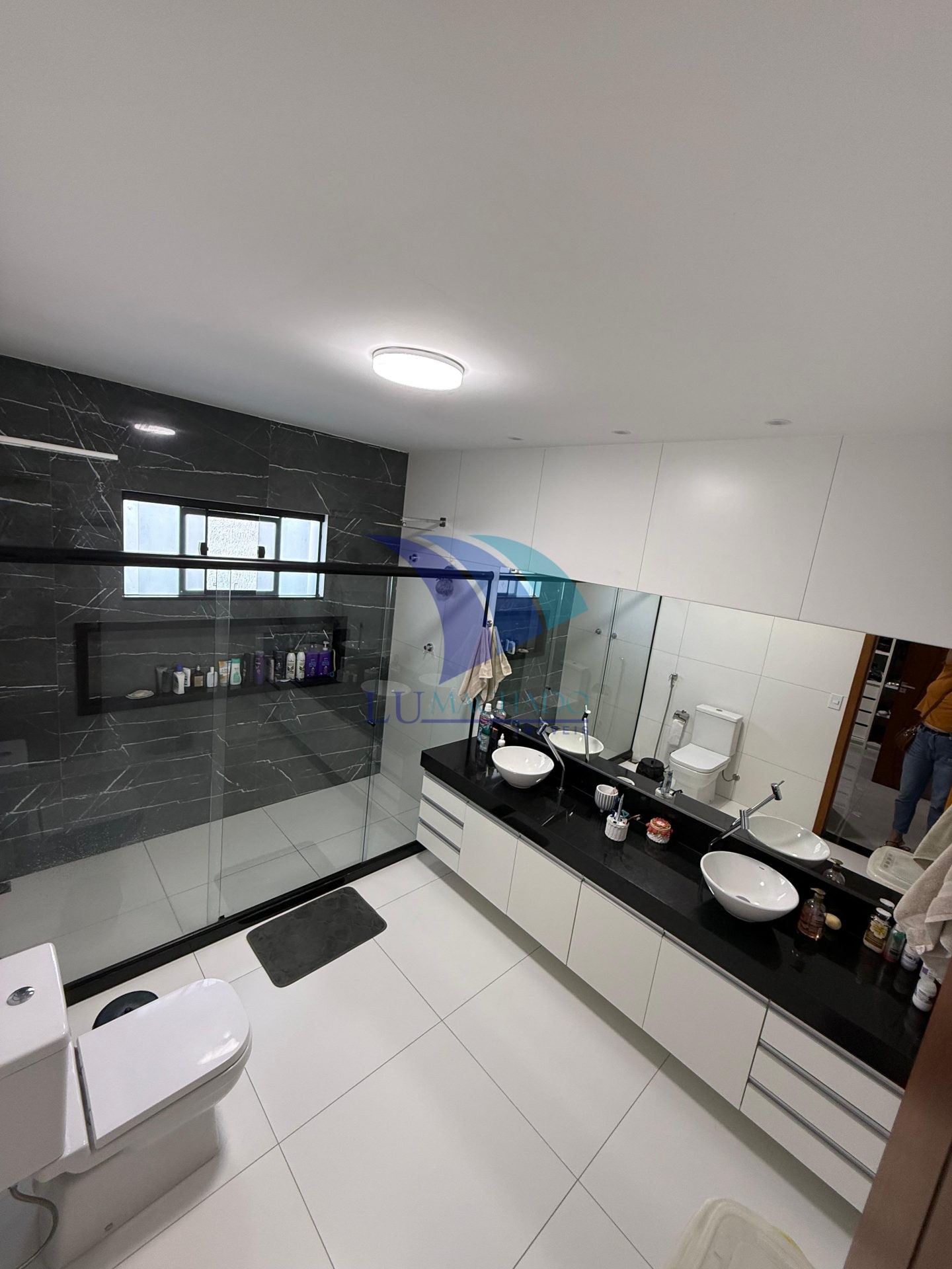 Casa à venda e aluguel com 4 quartos, 242m² - Foto 15