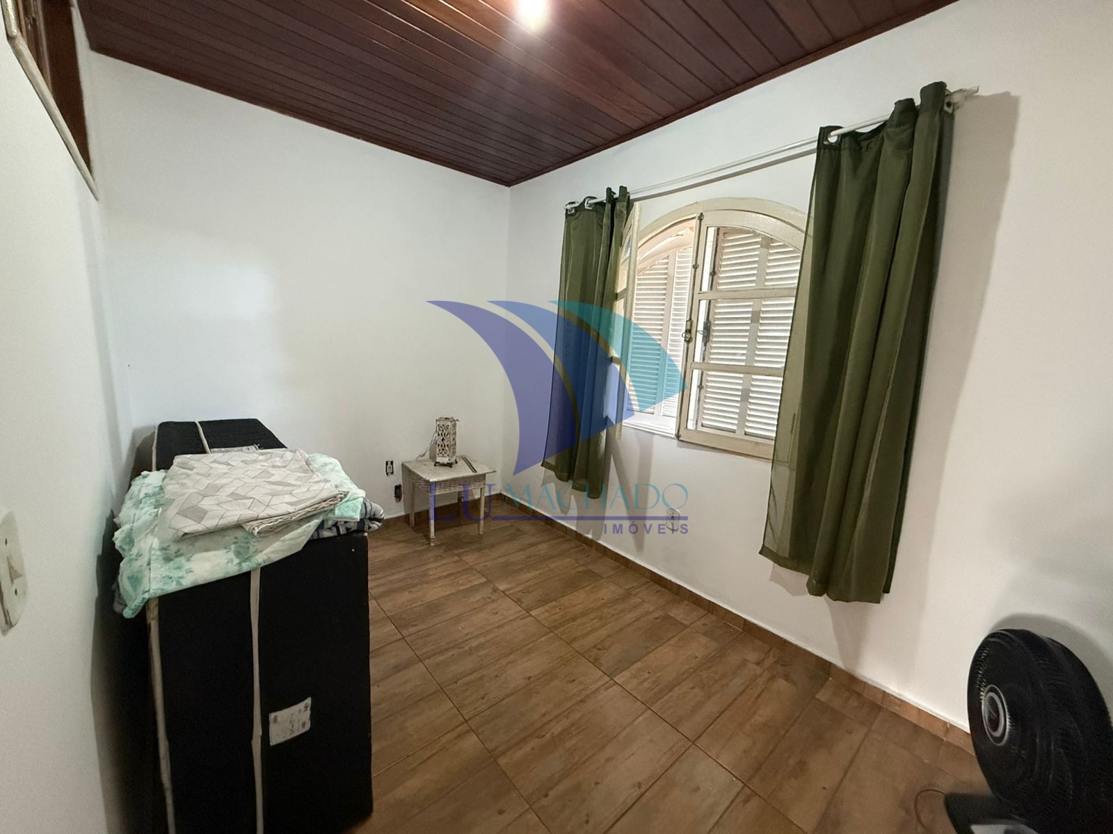 Casa à venda e aluguel com 3 quartos, 65m² - Foto 2