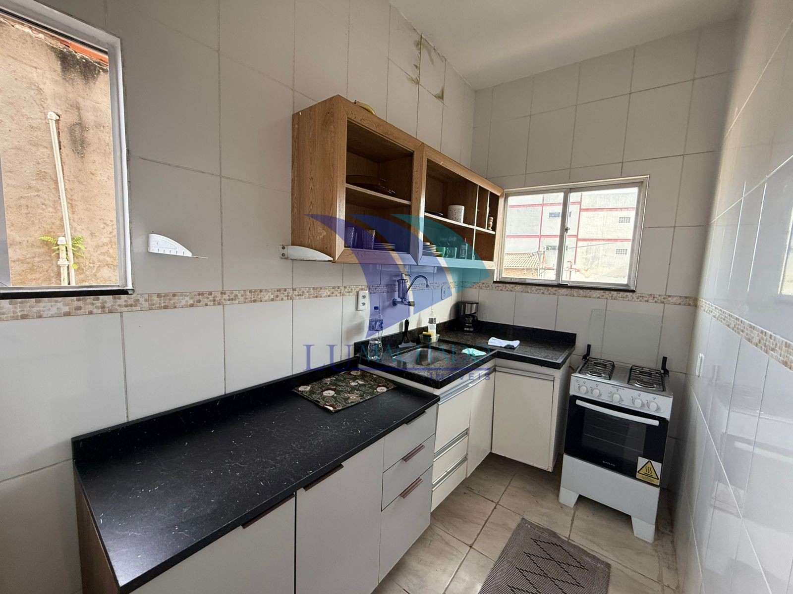 Casa à venda e aluguel com 3 quartos, 65m² - Foto 8